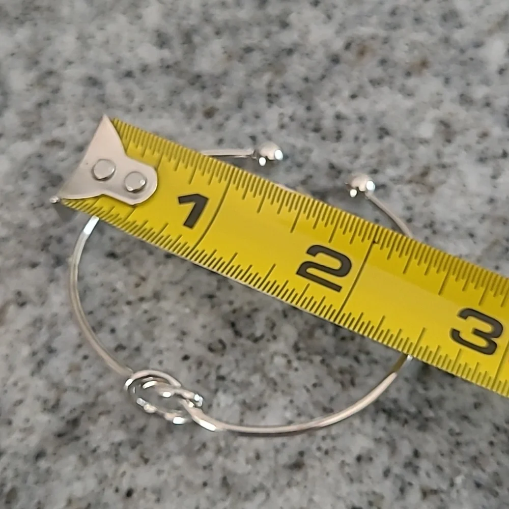 Silver "Love Knot" Wire Bracelet - Picture 5 of 6